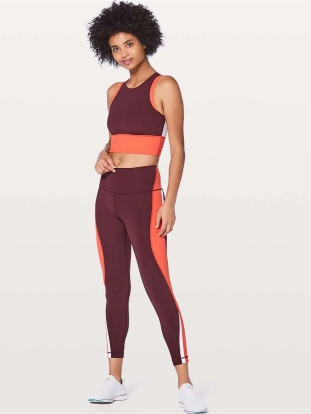 Lululemon Kick Serve Sweat Bra in a tri-color Bordeaux Drama and Orange size 6